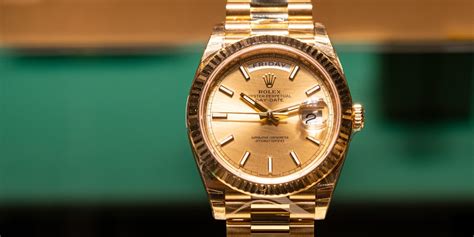 how to tell if Rolex is real